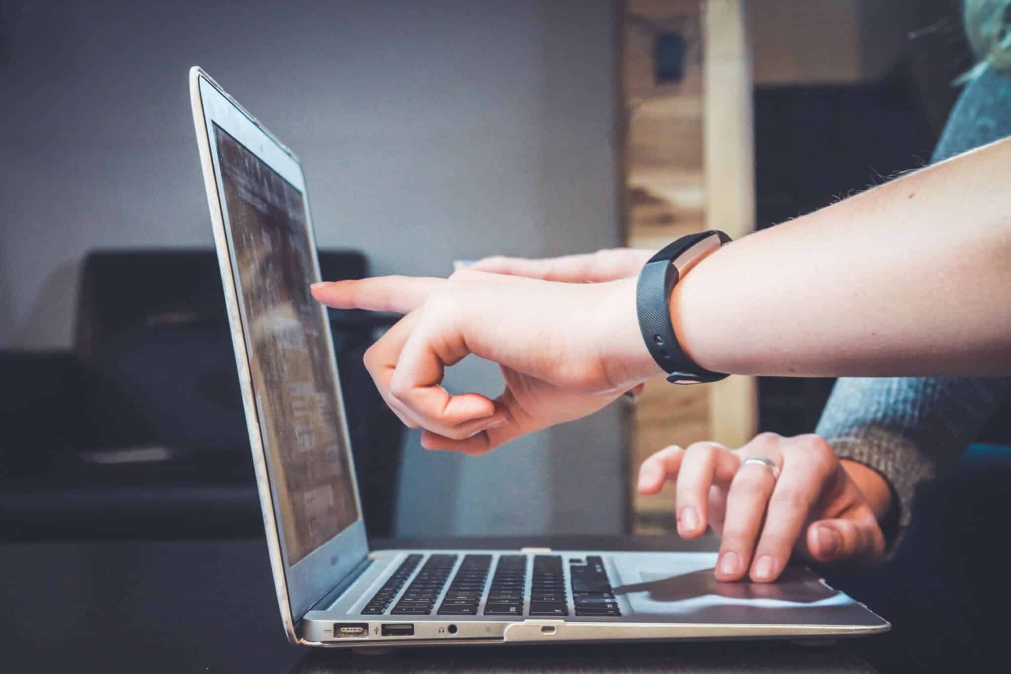 Segurança e governança de dados em empresas de tecnologia